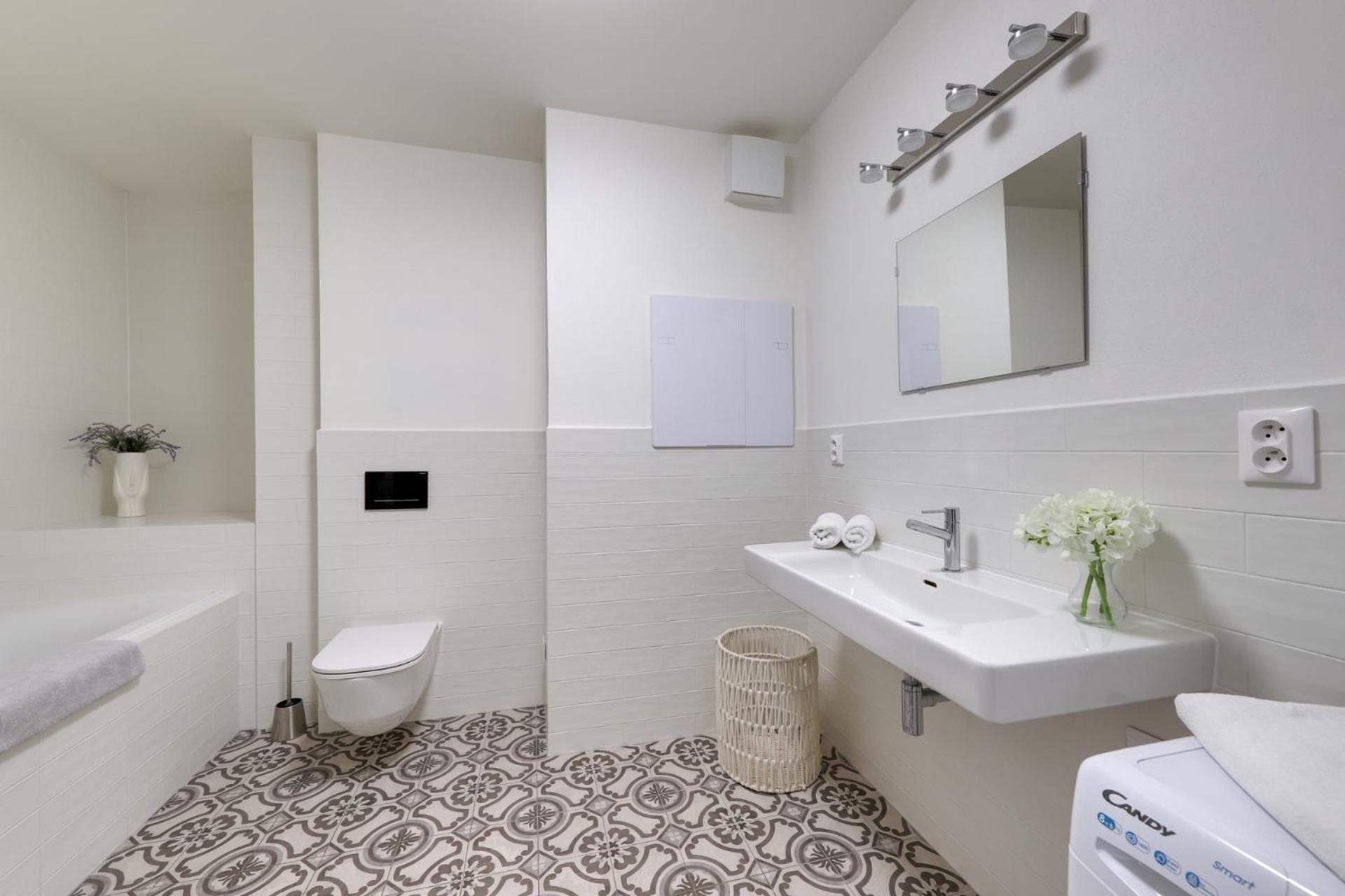 Shon Apartment Old Town Bratislava Exteriör bild