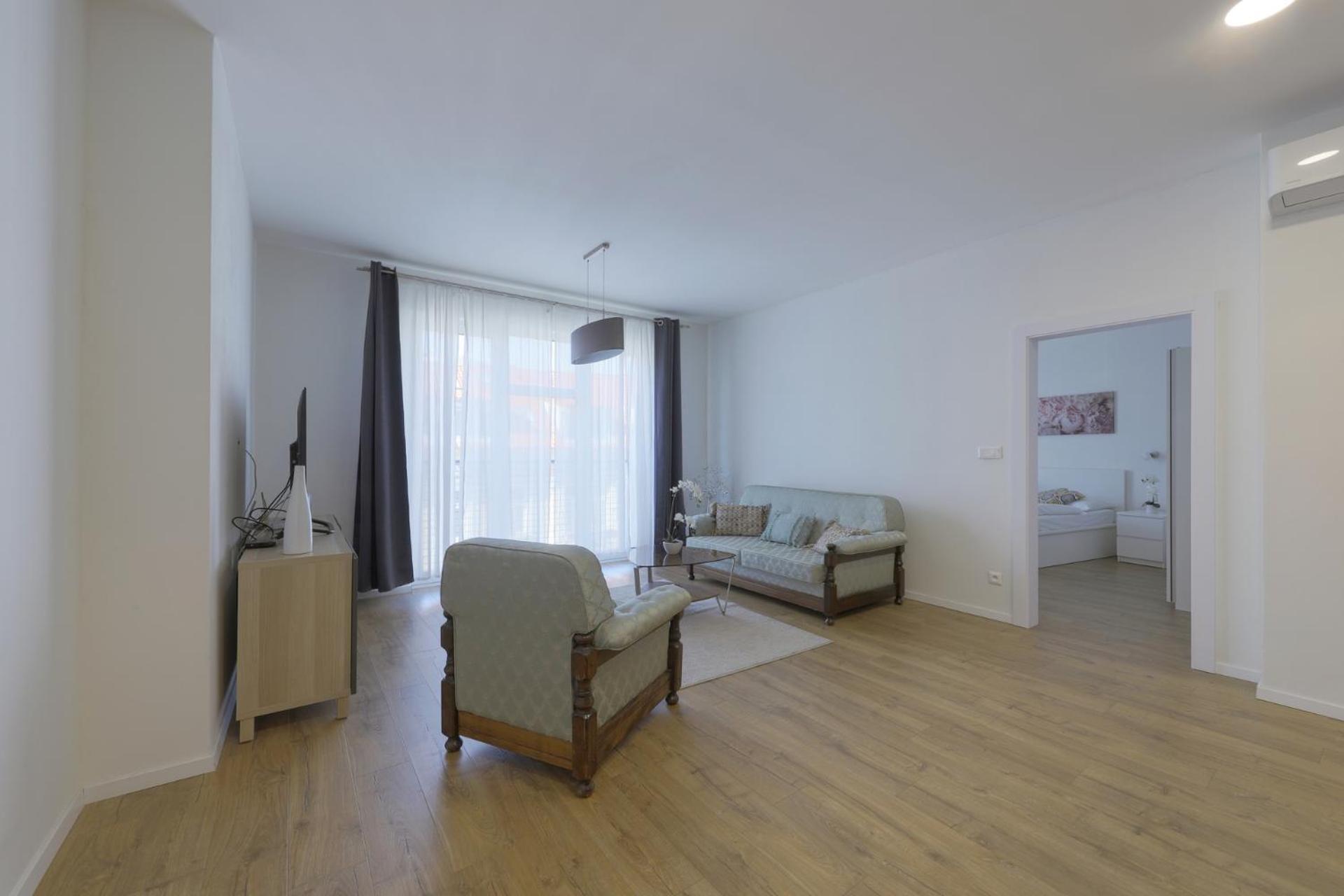 Shon Apartment Old Town Bratislava Exteriör bild